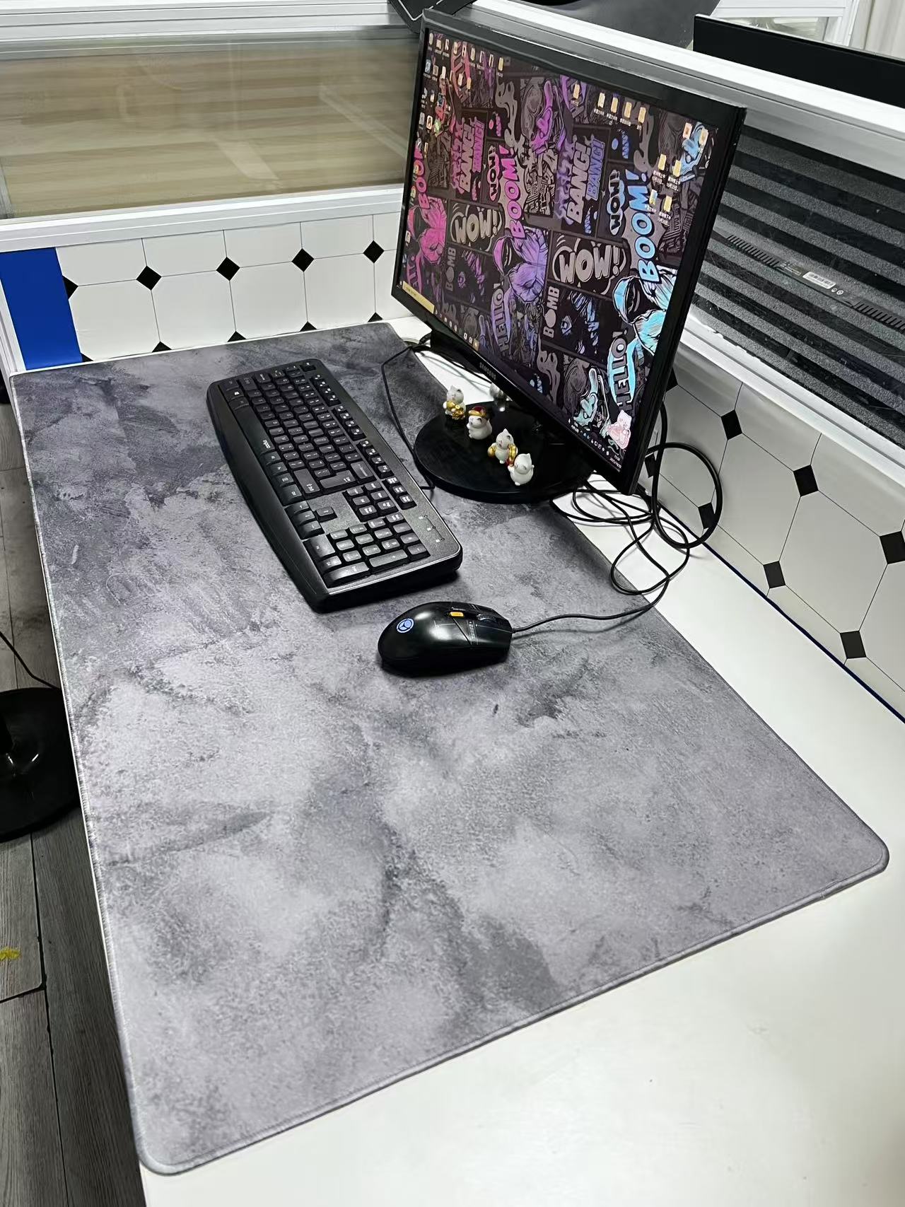 Desk Setup Grey - Серый мраморный большой коврик для мыши,